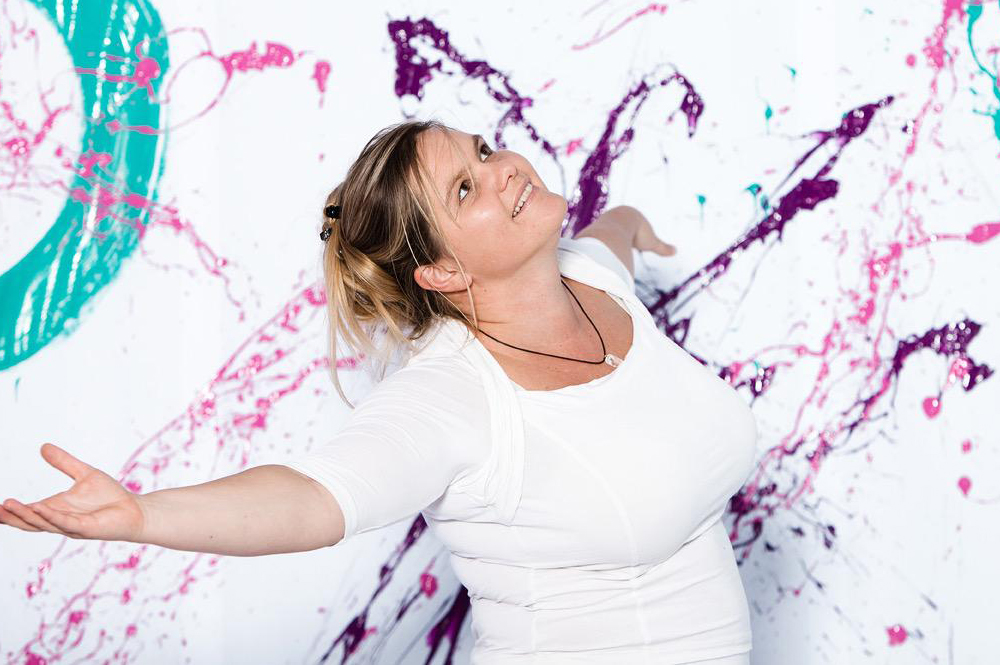 Regina Forstner tanzt - Physiotherapie und Tanztherapie